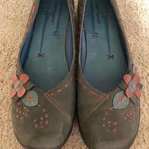 Hush Puppies Slip Ons